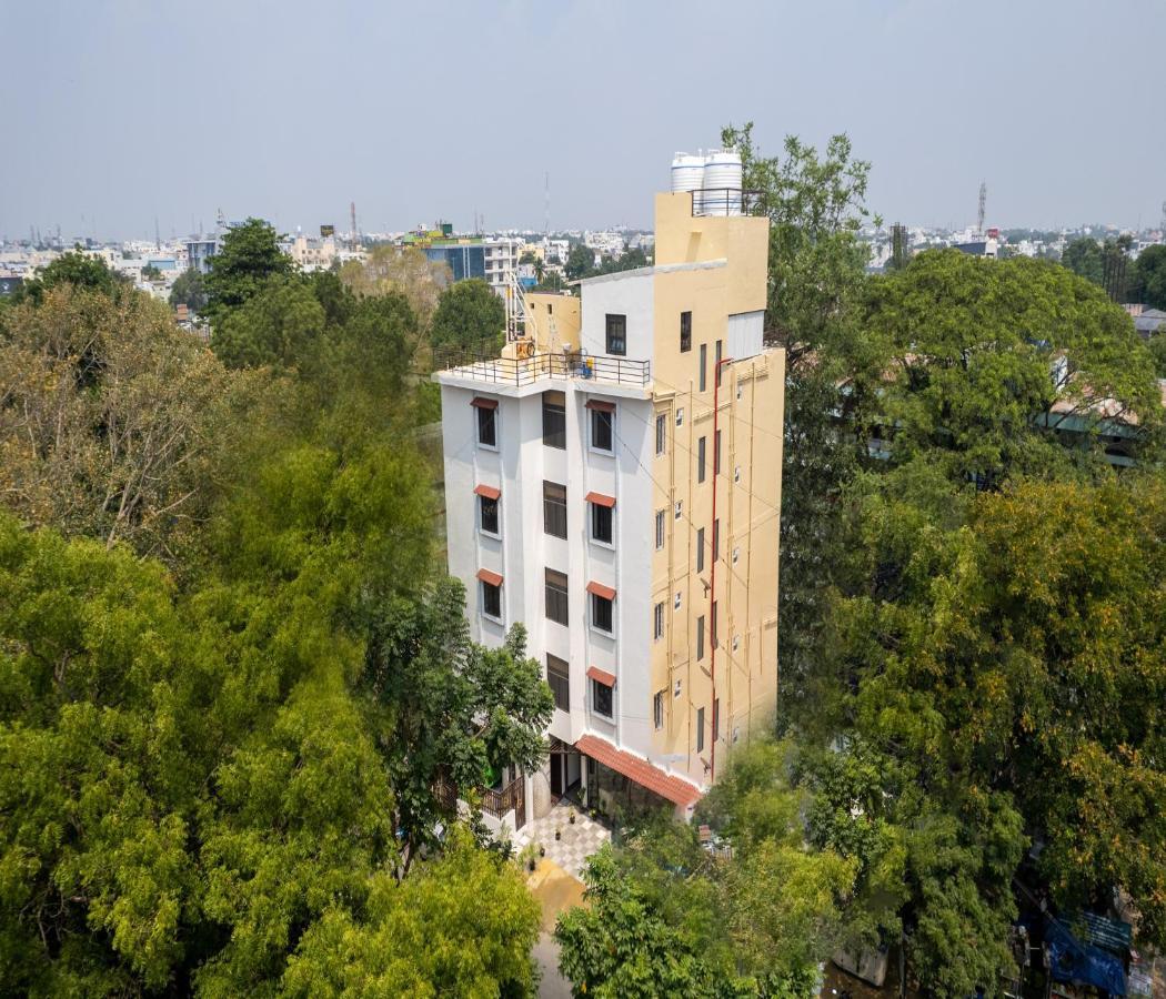 Hotel Vinayaga Tiruppur Exterior foto